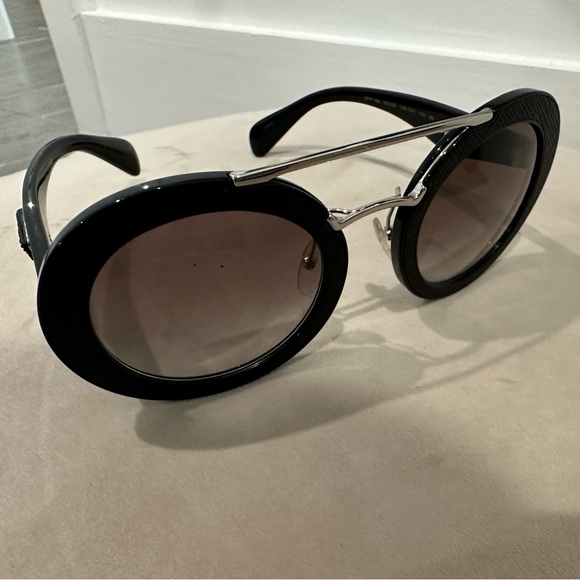 Prada Oversized Black Round Sunglasses with large logo on sides - Picture 8 of 8